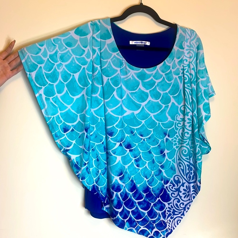 Nygard Woman’s Blouse, Size: M, Color: aqua-blue, Royal-blue, white